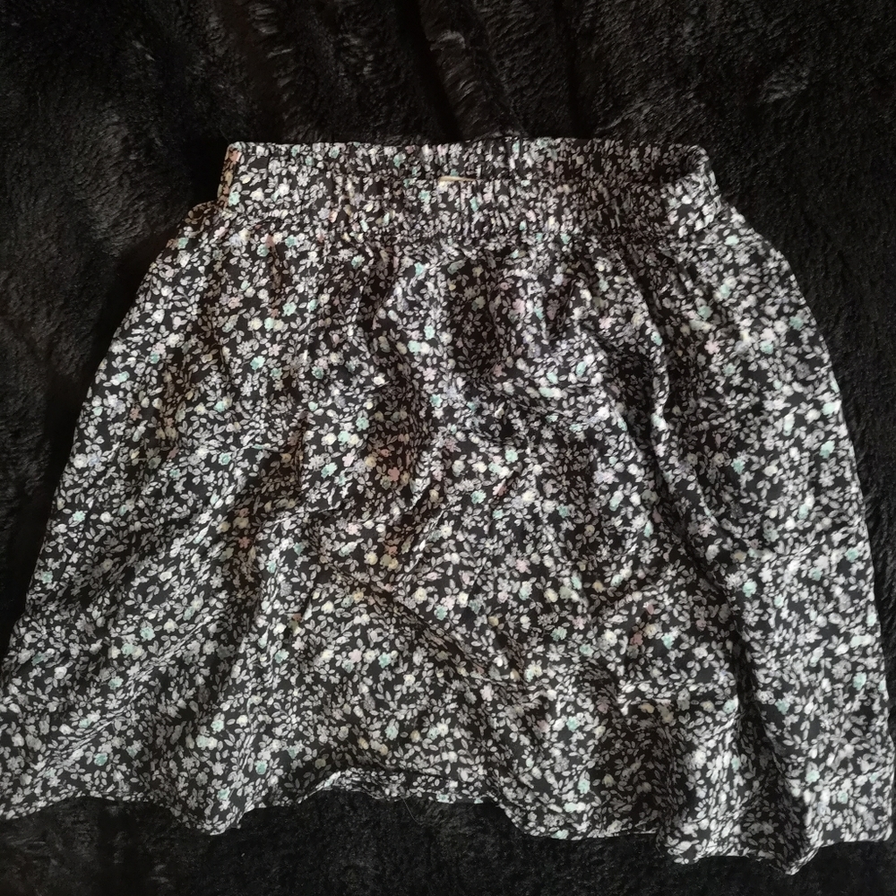 Brandy Melville skirt